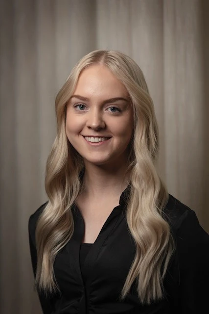 Moa Brinkhammar, nominerad i Årets Frisör 2025